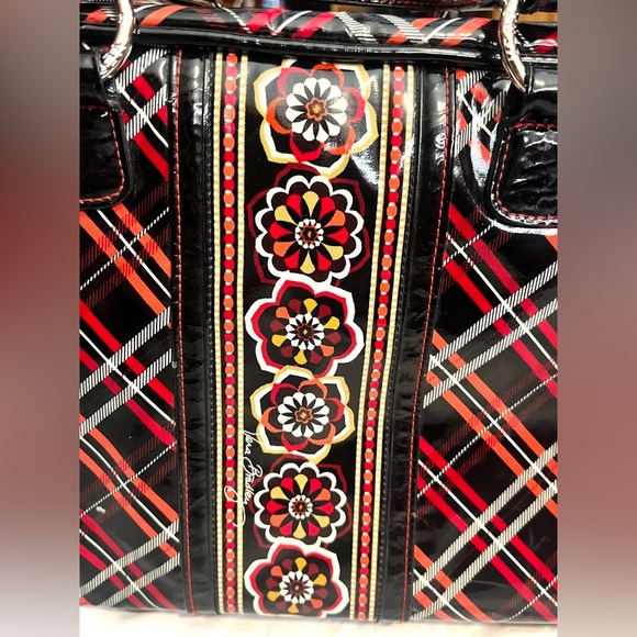 Vera Bradley Stylish Black & Red Plaid Travel Duffel Carry-On Frill Bag - Picture 3 of 15